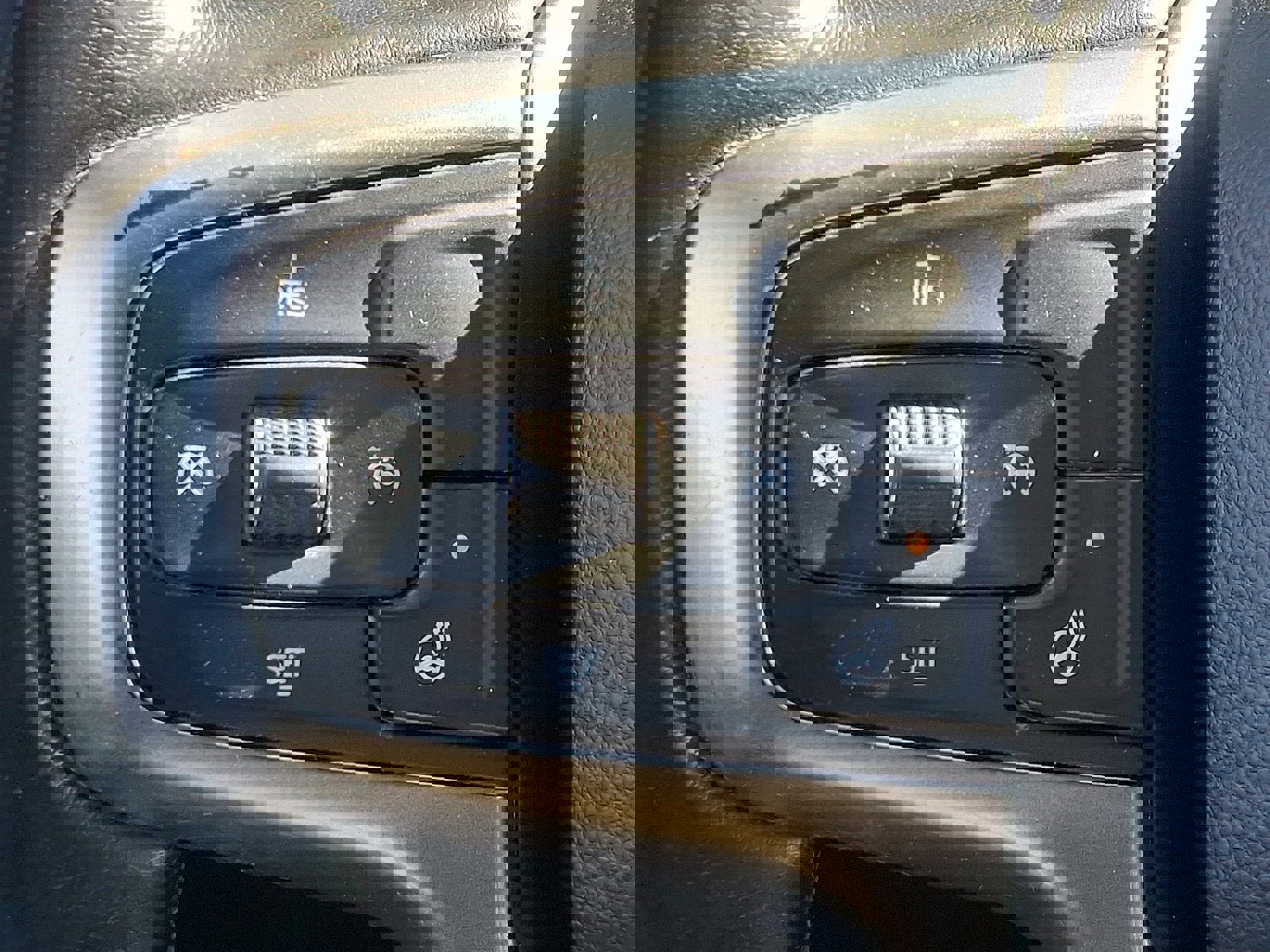 Used 2019 Chevrolet Silverado 1500 LT w/ All-Star Edition image 21