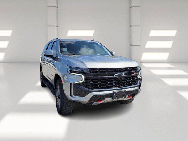 Used 2024 Chevrolet Tahoe Z71 w/ Luxury Package AWD/4WD image 3