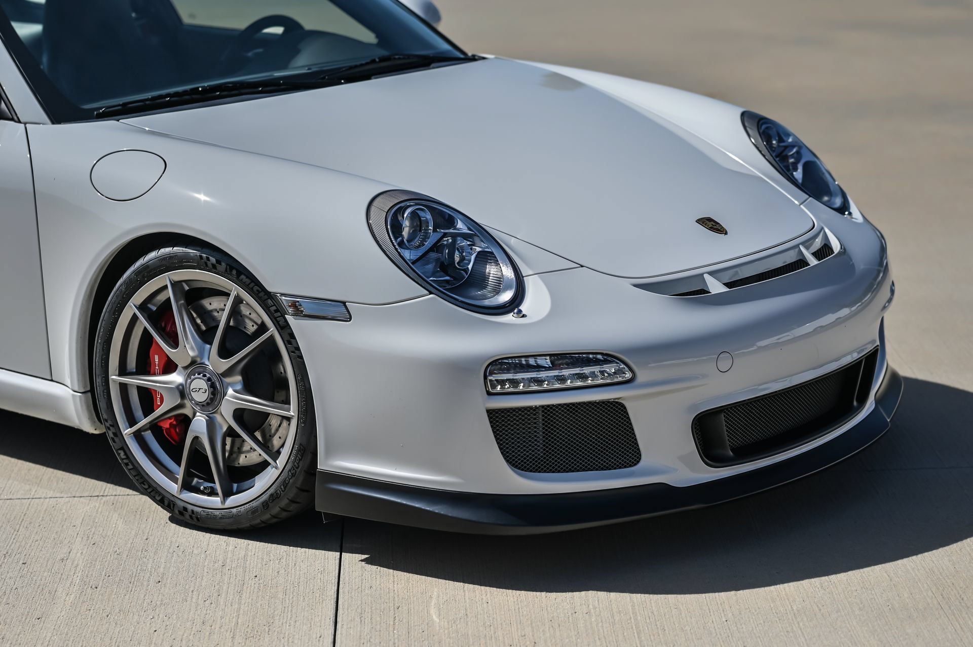 Used 2010 Porsche 911 GT3 RWD image 7