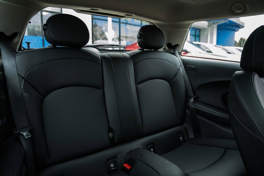 Used 2019 MINI Cooper S image 33