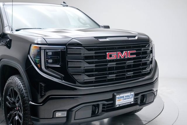 Used 2026 GMC Sierra 1500 Elevation w/ Elevation Select Package AWD/4WD image 10