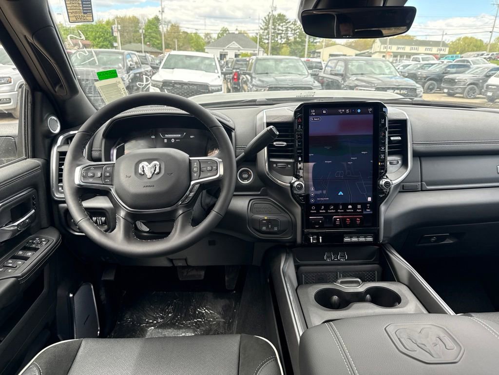 New 2026 RAM 2500 Laramie AWD/4WD image 24