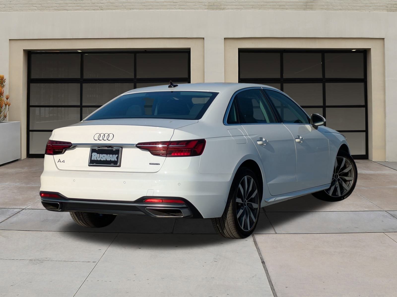 Used 2023 Audi A4 2.0T Premium w/ Convenience Package image 4