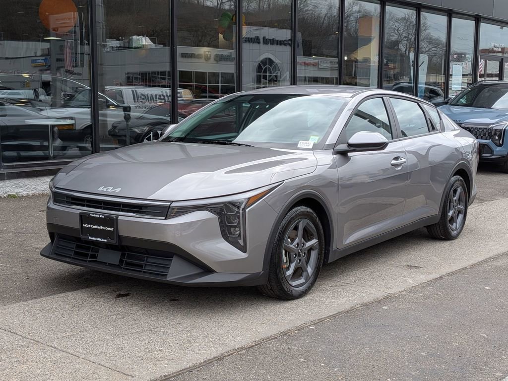 Certified 2025 Kia K4 LXS