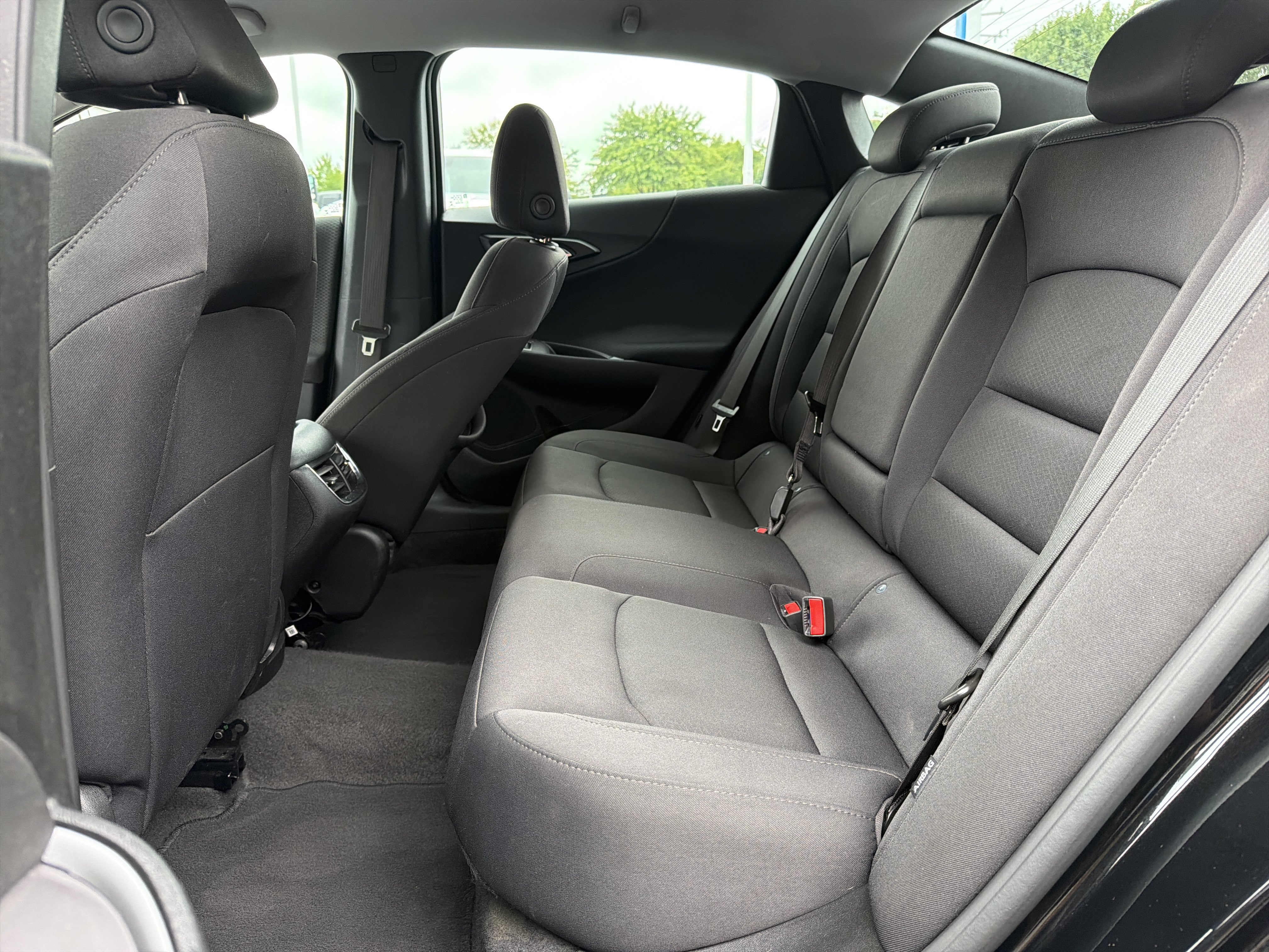 Used 2024 Chevrolet Malibu LT FWD image 30