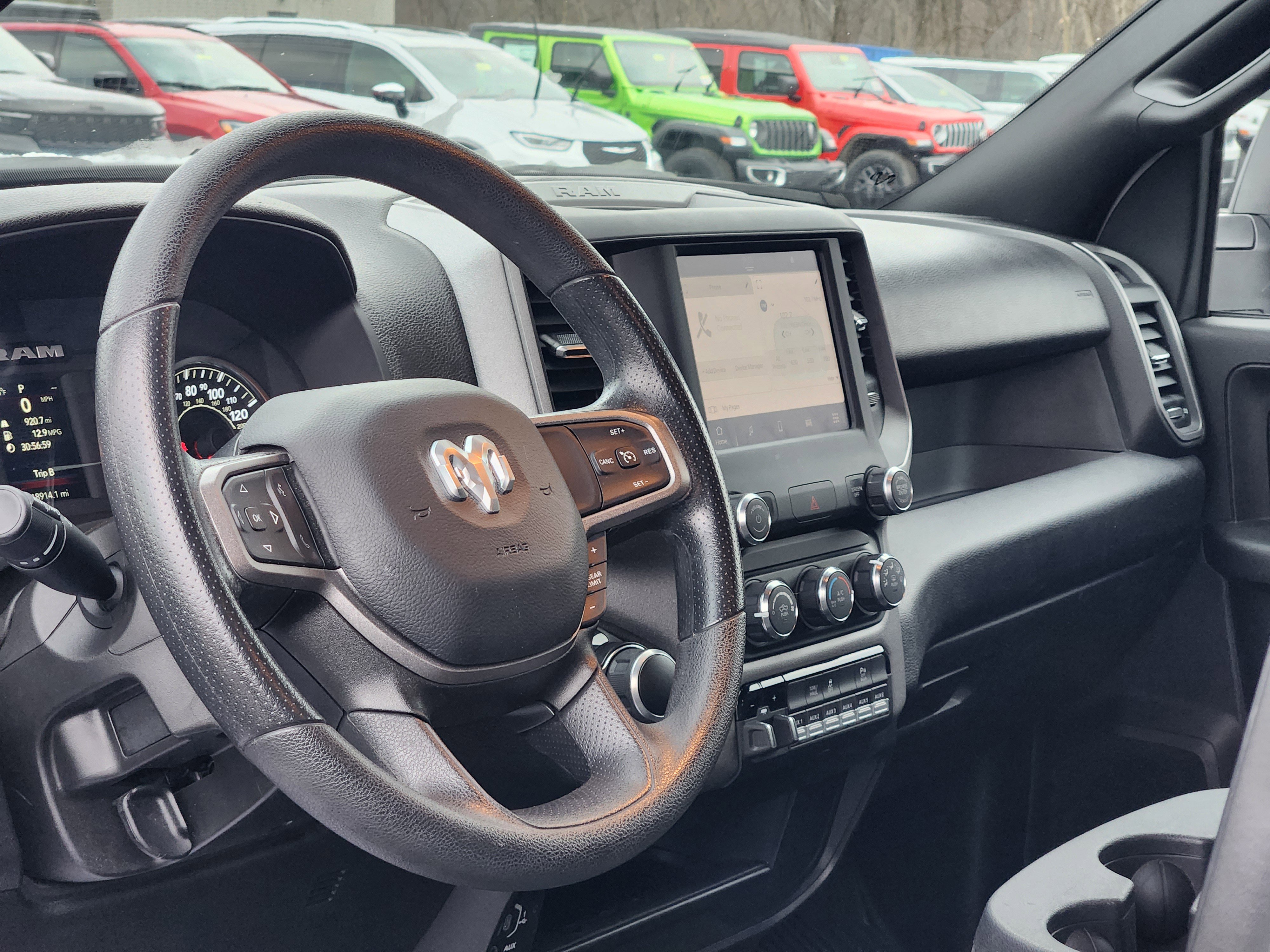 Used 2024 RAM 2500 Tradesman w/ Chrome Appearance Group image 26