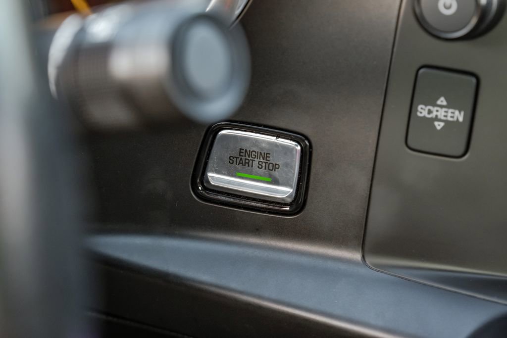 Used 2016 Chevrolet Corvette Stingray Coupe image 24