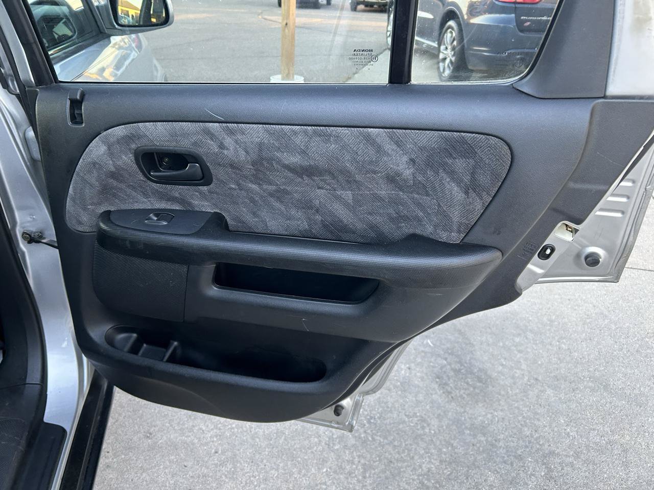 Used 2004 Honda CR-V EX image 15