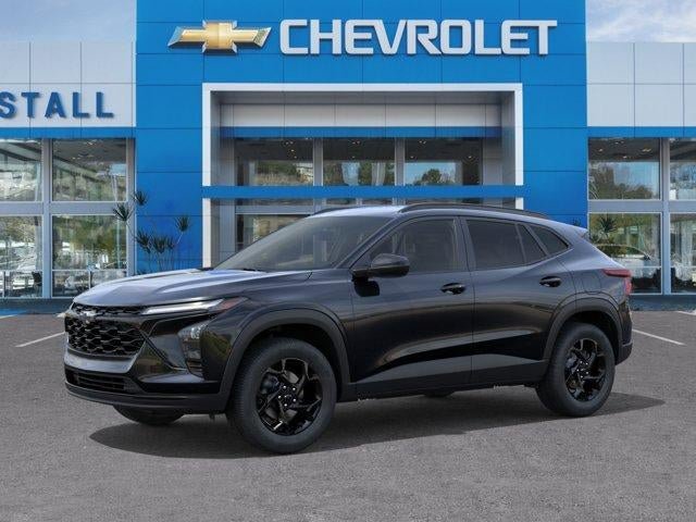 New 2026 Chevrolet Trax LT w/ Driver Confidence Package FWD image 2