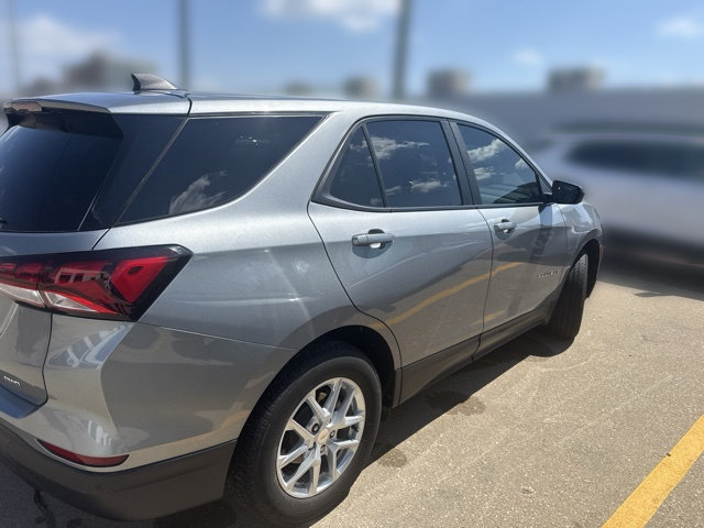 Used 2024 Chevrolet Equinox LS w/ LS Convenience Package AWD/4WD image 36