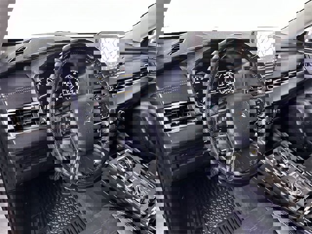 Used 2024 Mitsubishi Outlander SE image 10