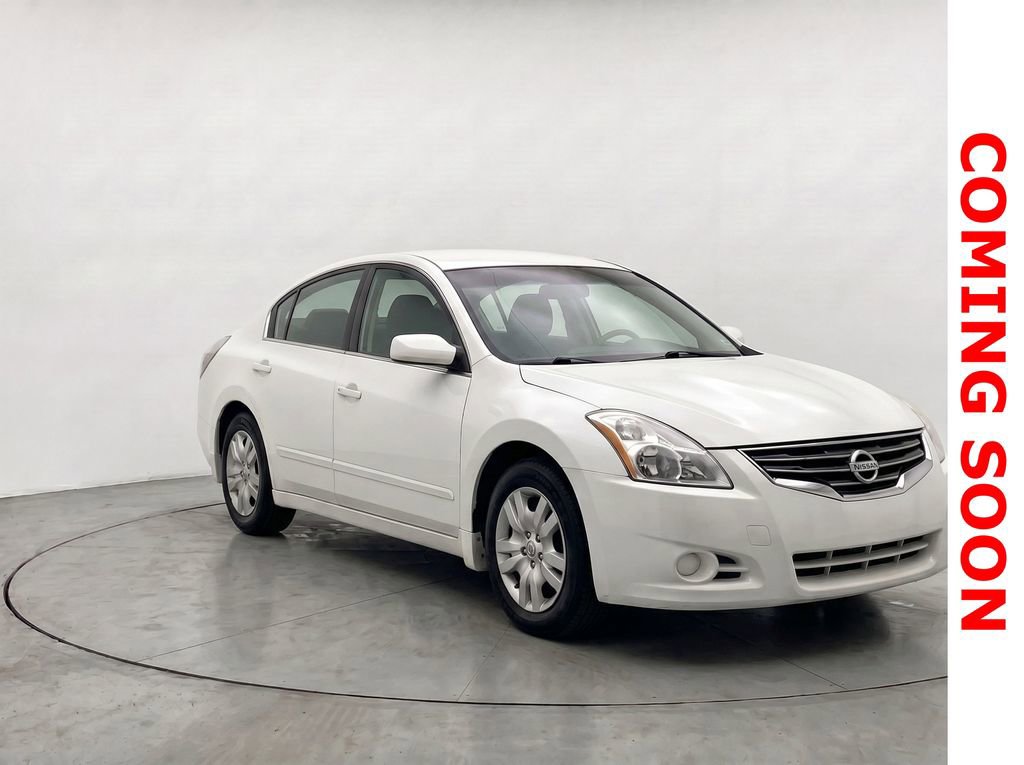 Used 2012 Nissan Altima 2.5 FWD image 3