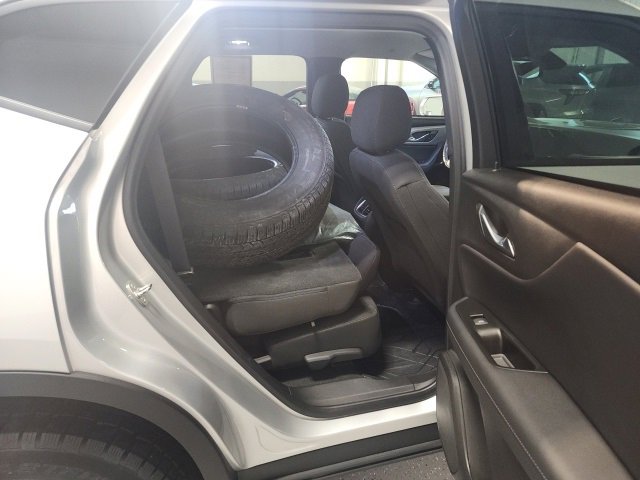 Used 2019 Chevrolet Blazer LT image 17