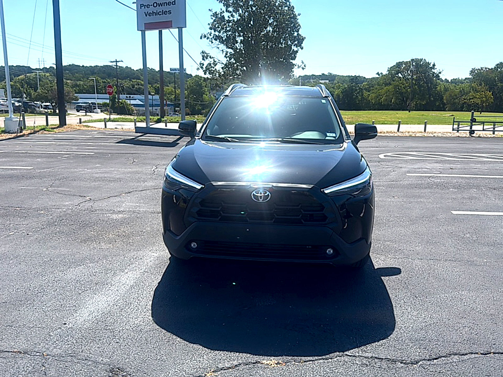 Used 2026 Toyota Corolla Cross XLE w/ Convenience Package AWD/4WD image 3