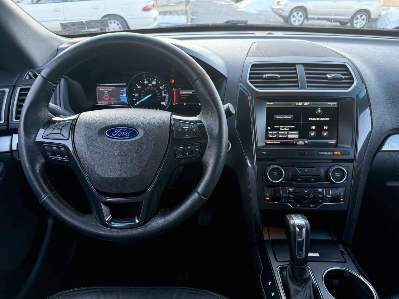 Used 2016 Ford Explorer XLT w/ Equipment Group 202A AWD/4WD image 25