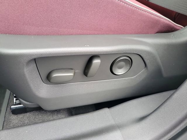 New 2026 Buick Envision Sport Touring image 18