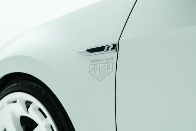 Used 2017 Volkswagen Golf R 4-Door image 21