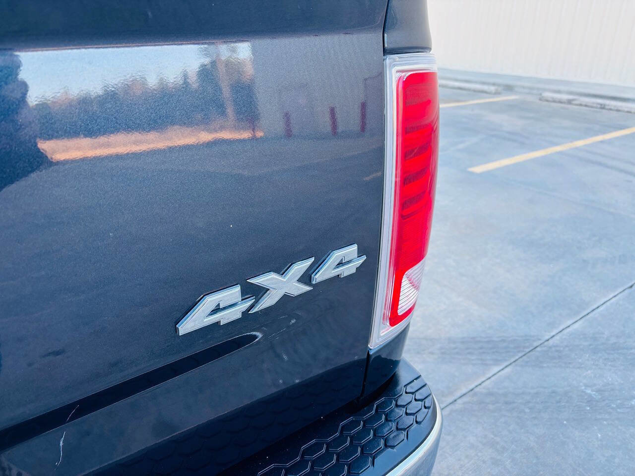 Used 2017 RAM 1500 Laramie w/ Convenience Group AWD/4WD image 31
