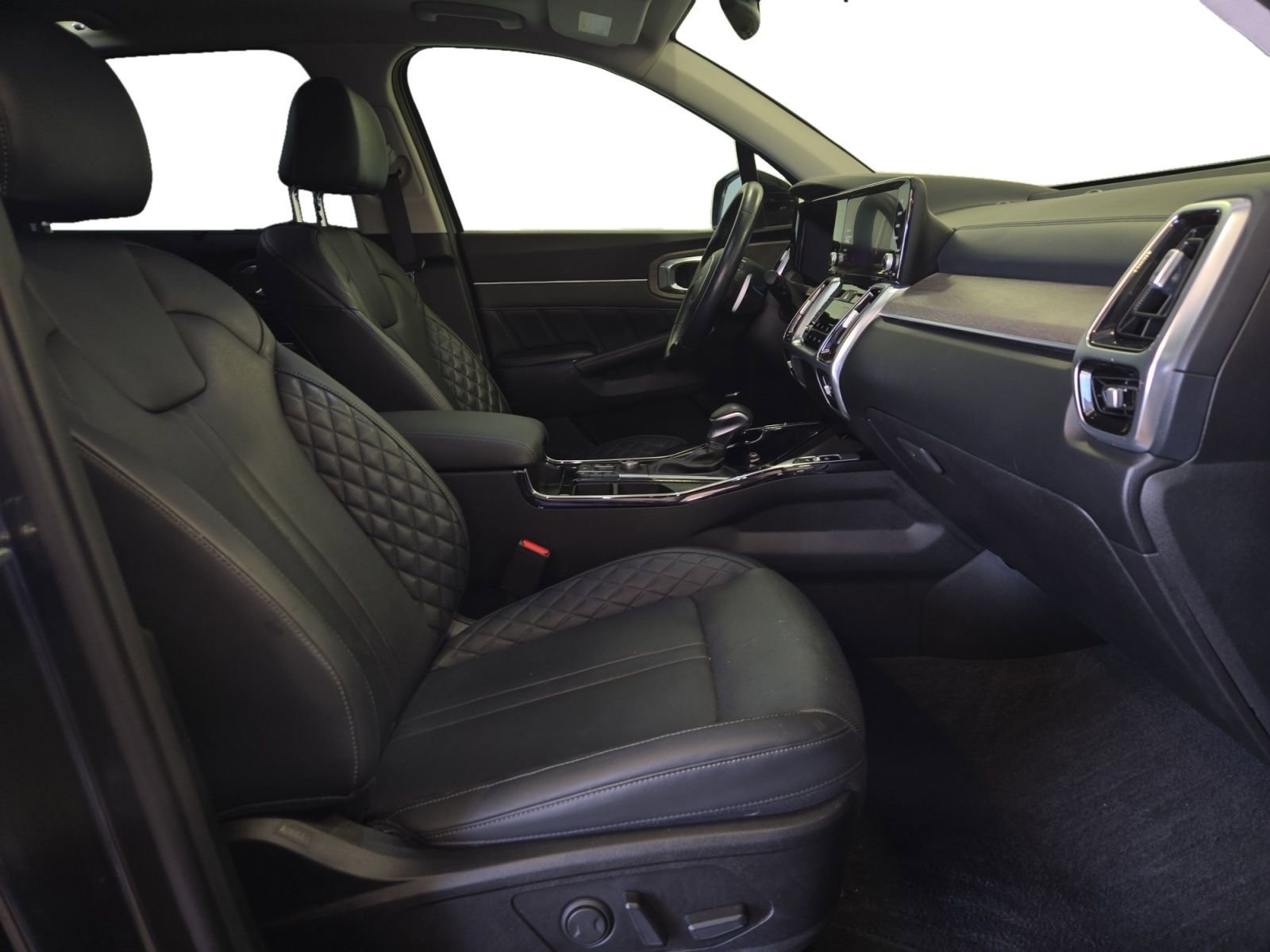 Used 2023 Kia Sorento SX Prestige AWD/4WD image 23