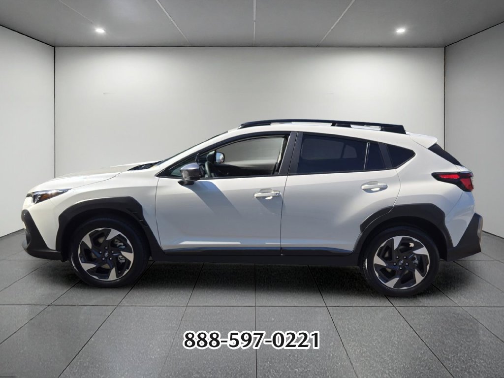 Used 2025 Subaru Crosstrek 2.5i Limited AWD/4WD image 2