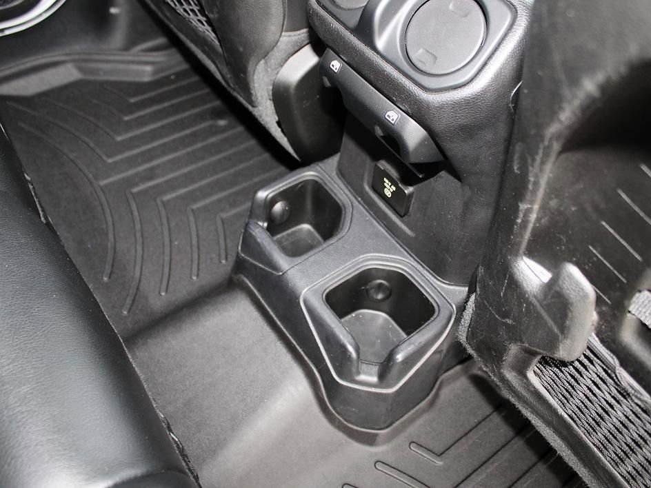 Used 2020 Jeep Gladiator Rubicon AWD/4WD image 34