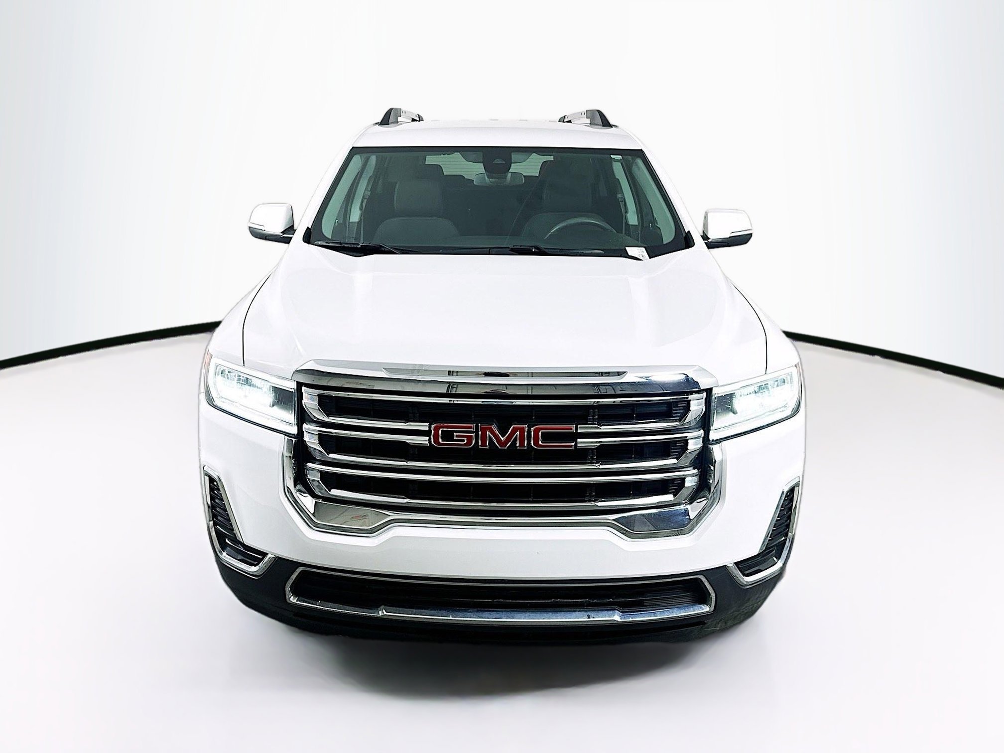 Used 2023 GMC Acadia SLE w/ Driver Convenience Package image 2