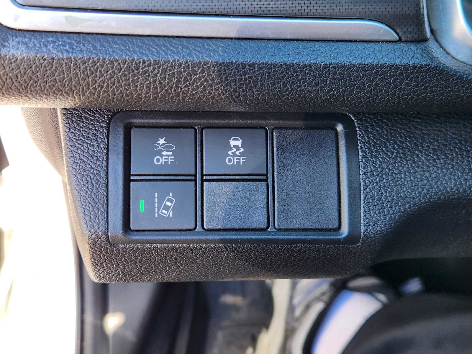 Used 2019 Honda Civic Touring image 26