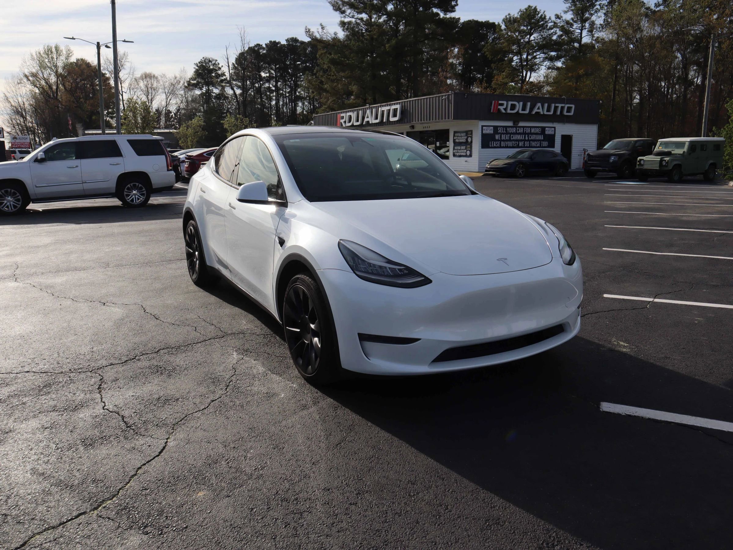 Used 2023 Tesla Model Y Long Range AWD/4WD image 13