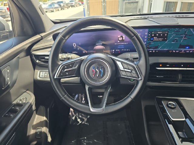 Certified 2025 Buick Enclave Preferred FWD image 12