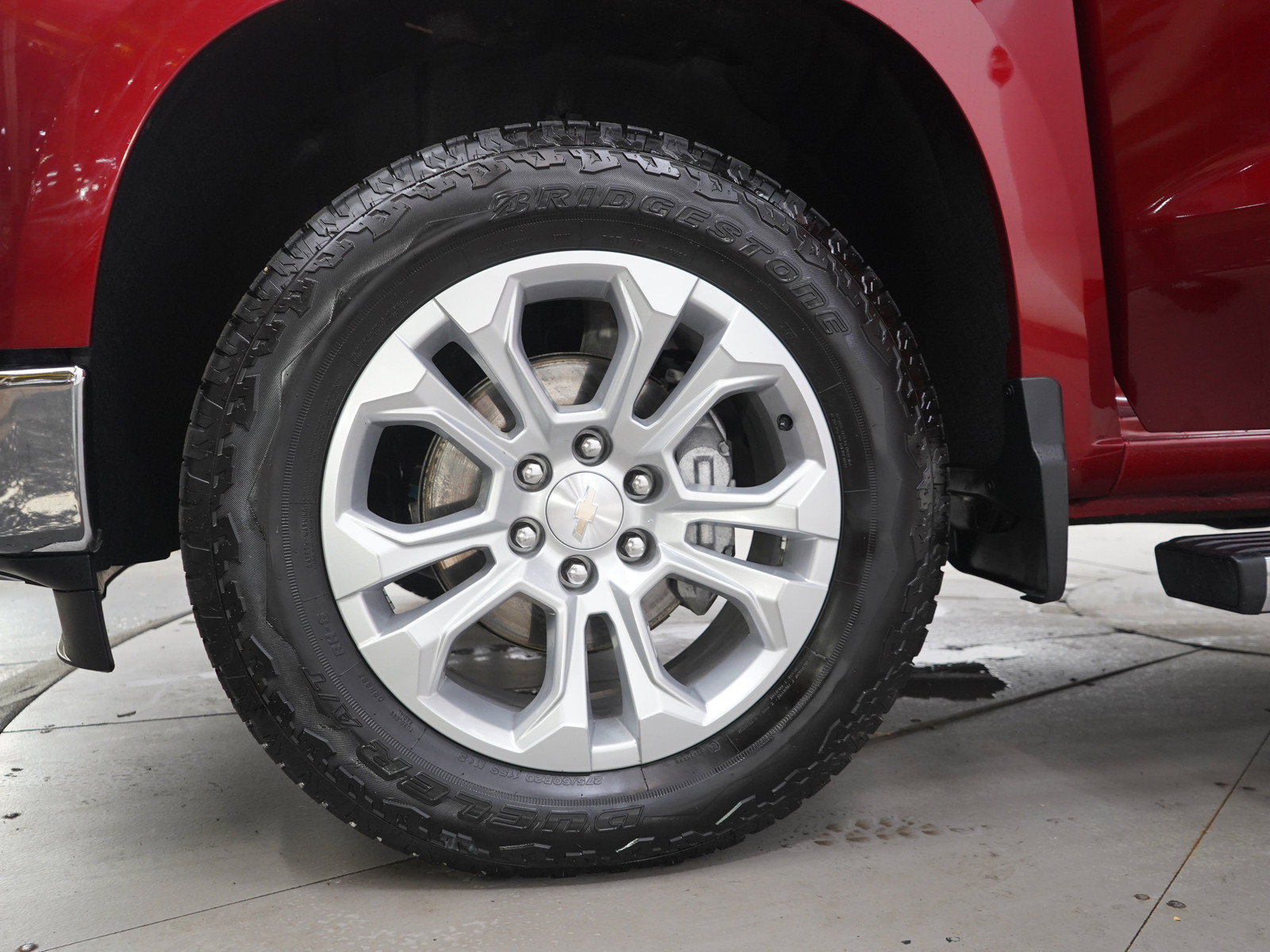 Used 2024 Chevrolet Silverado 1500 LTZ AWD/4WD image 33