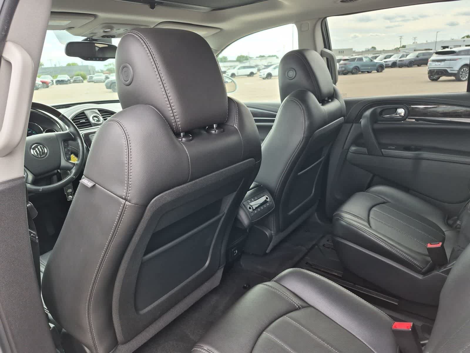 Used 2017 Buick Enclave Premium AWD/4WD image 18
