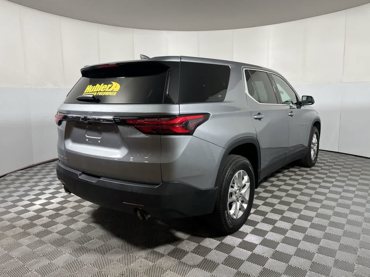 Used 2023 Chevrolet Traverse LS w/ LPO, Floor Liner Package AWD/4WD image 8