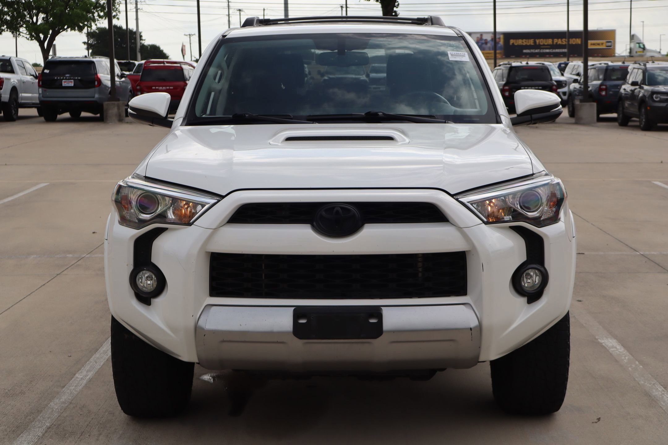 Used 2019 Toyota 4Runner TRD Off-Road Premium AWD/4WD image 8