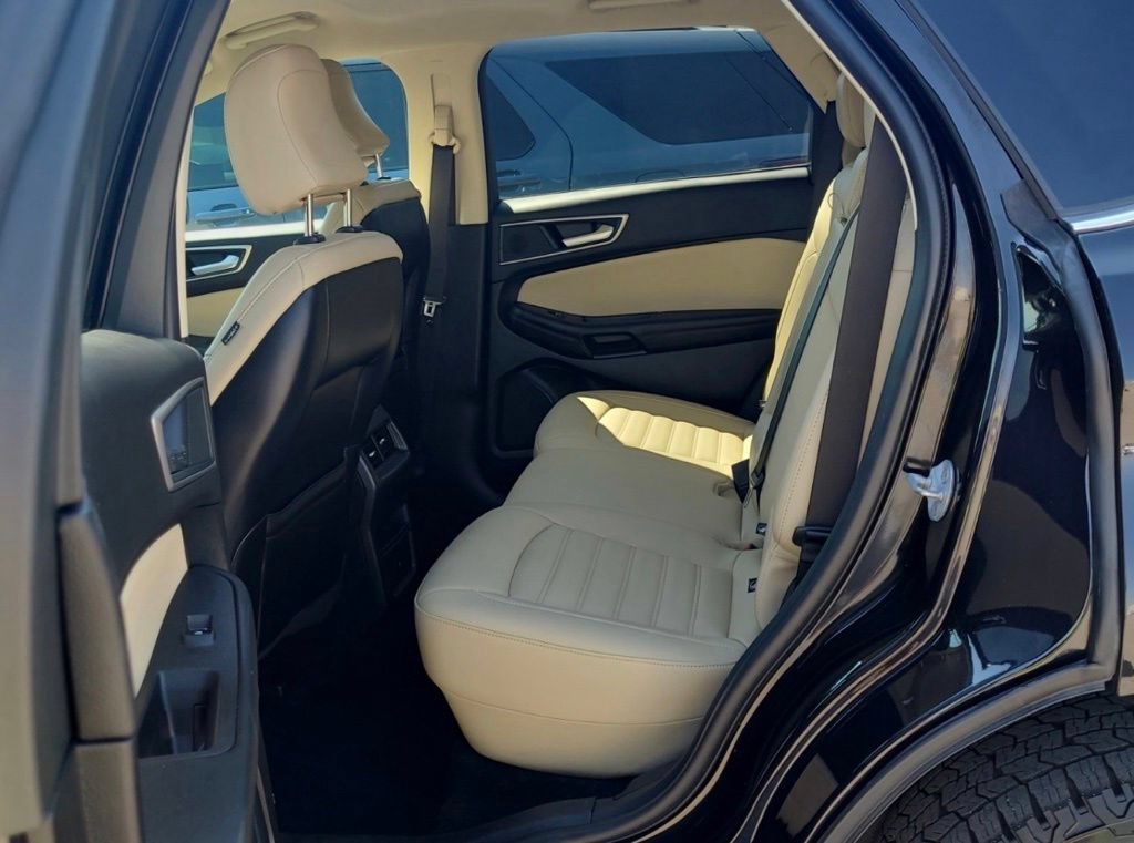 Used 2024 Ford Edge SEL AWD/4WD image 6