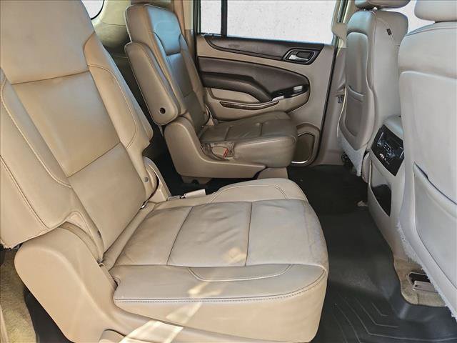 Used 2015 Chevrolet Suburban LT RWD image 23