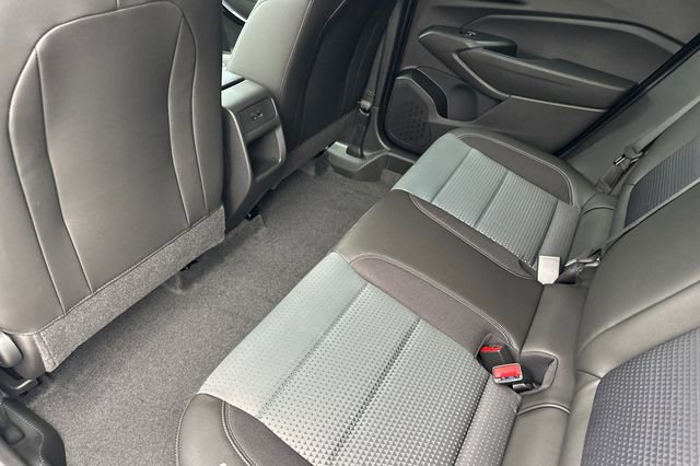 New 2026 Chevrolet Trax LT w/ Midnight Edition image 16