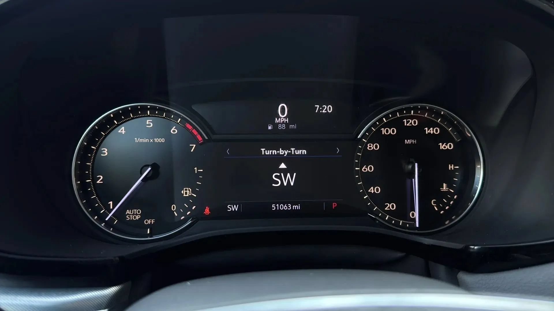 Used 2020 Cadillac XT5 Premium Luxury FWD image 10