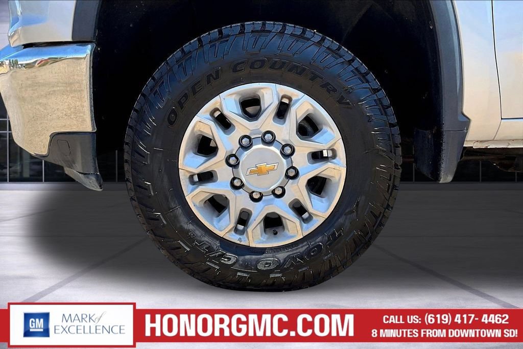 Used 2022 Chevrolet Silverado 2500 LTZ AWD/4WD image 39