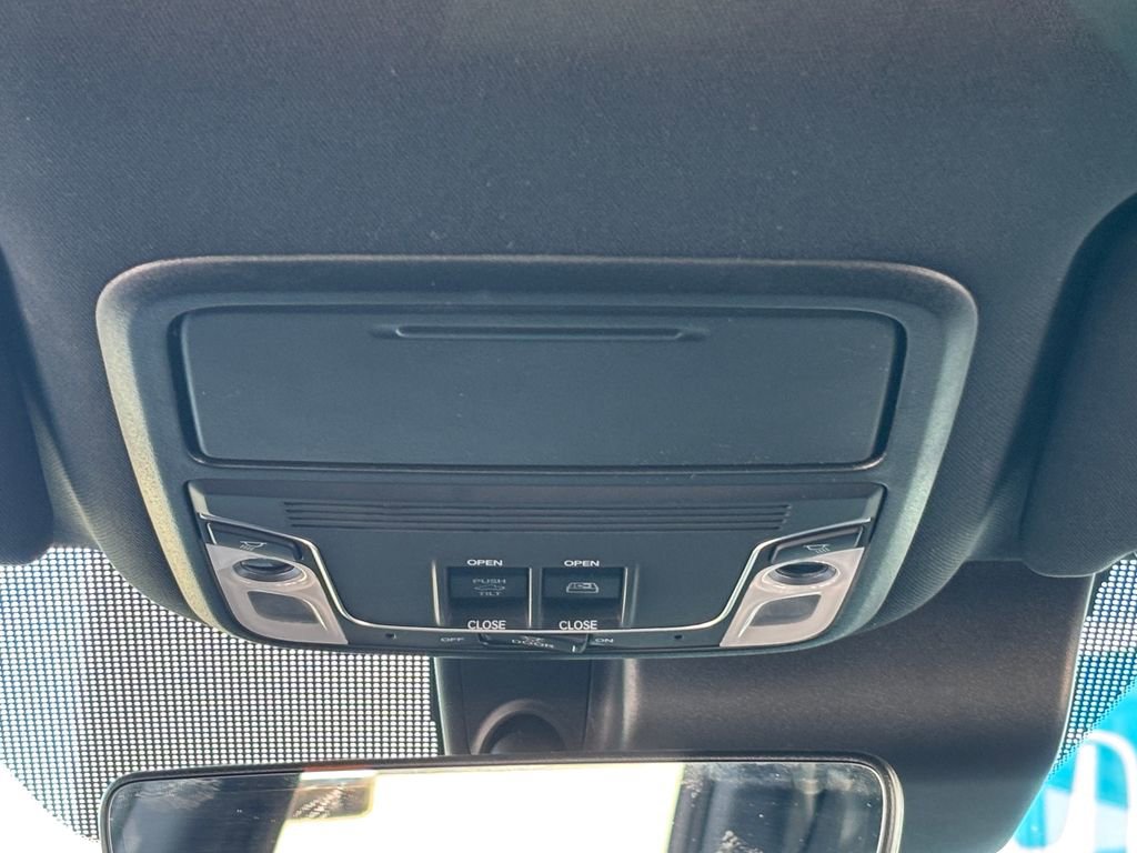 Used 2025 Honda Ridgeline Black Edition image 20