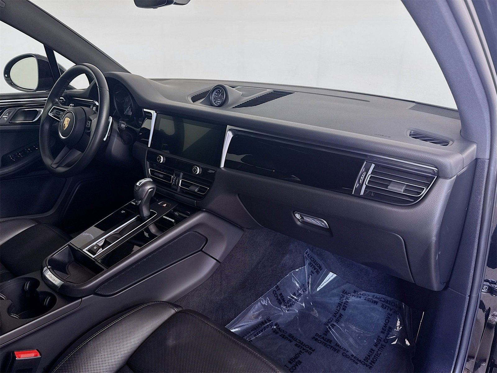 Used 2023 Porsche Macan S image 23