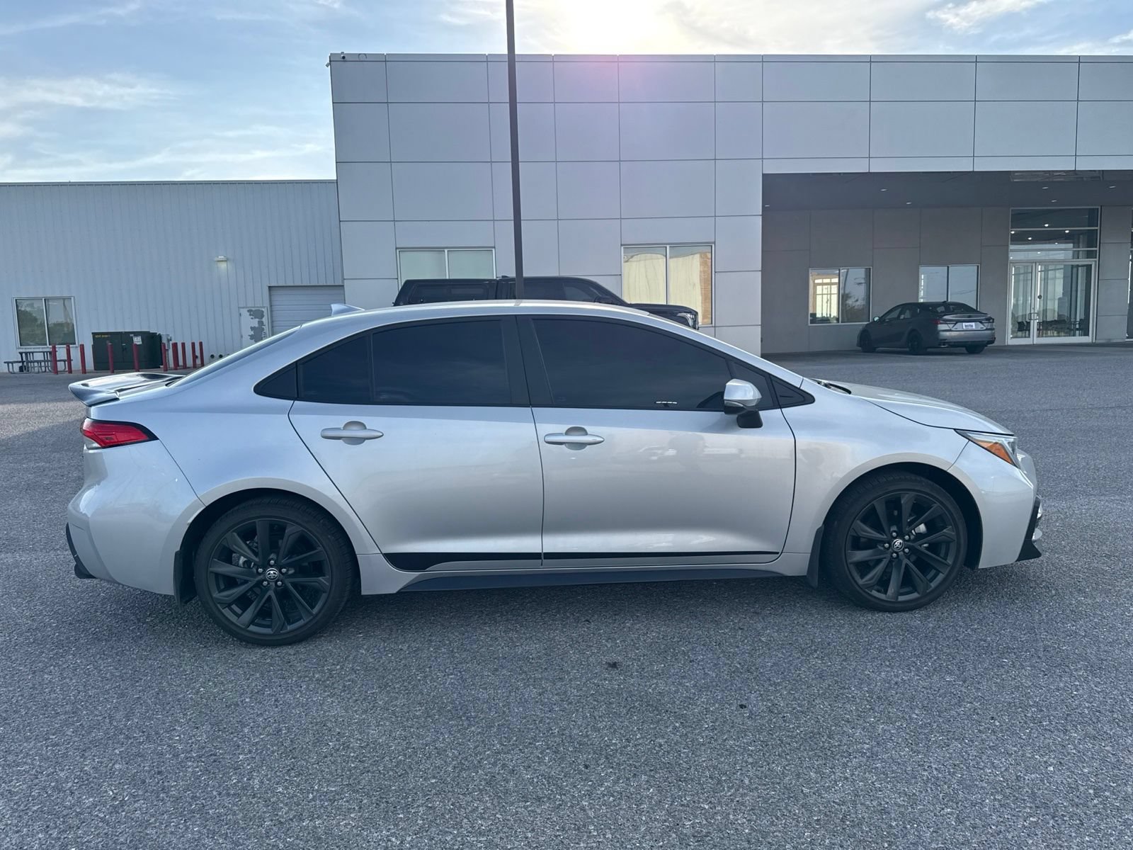 Used 2026 Toyota Corolla SE FWD image 4