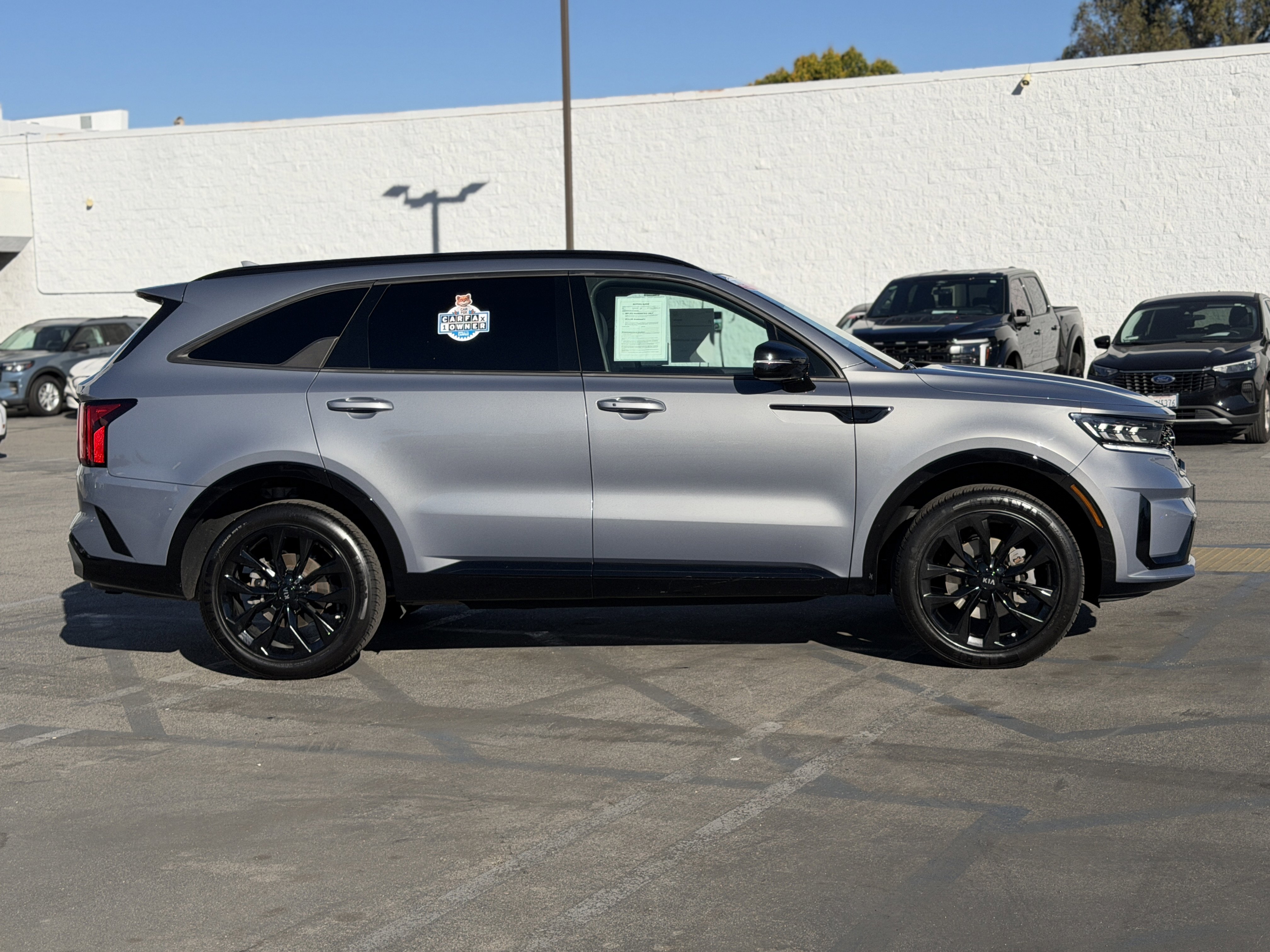 Used 2021 Kia Sorento SX image 9