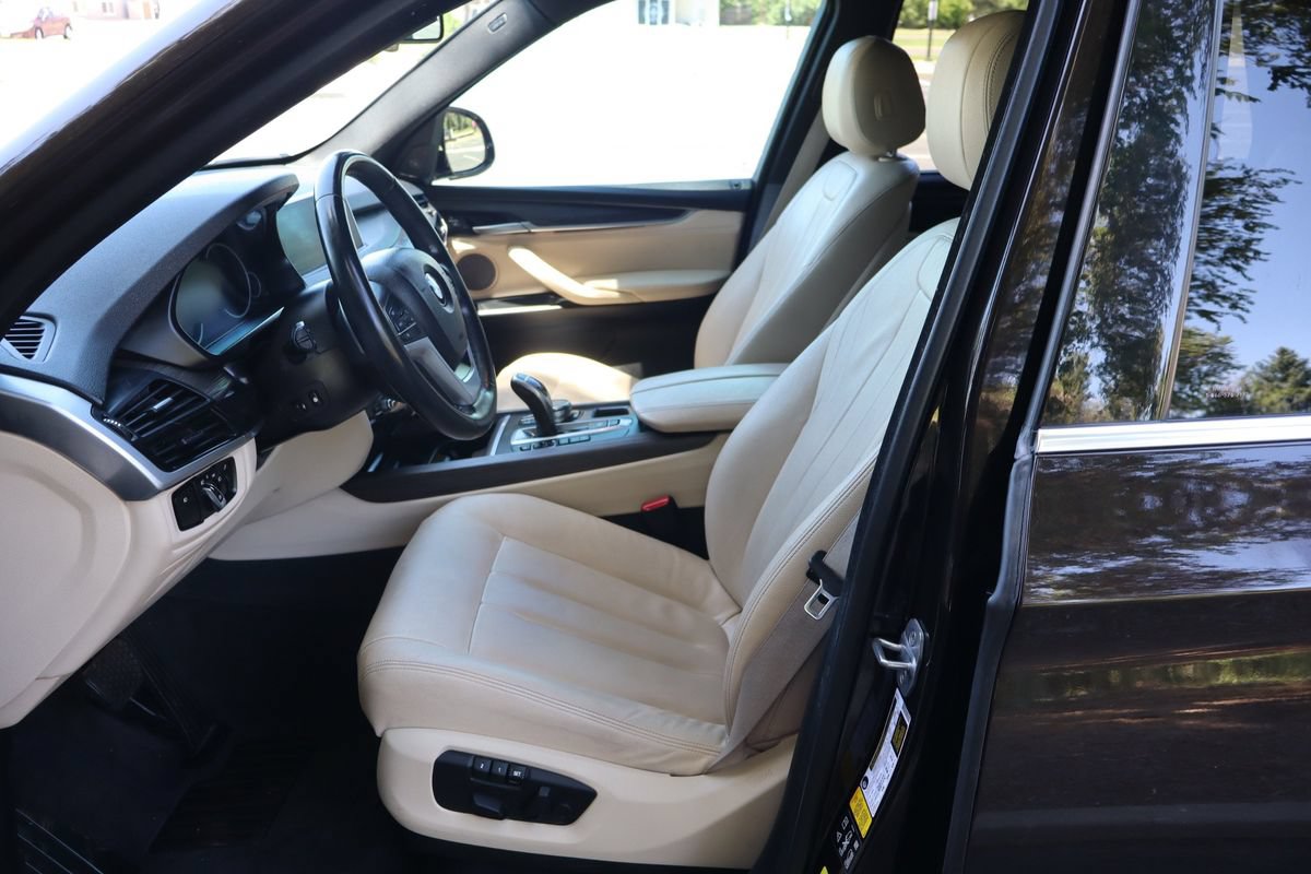 Used 2018 BMW X5 xDrive35i w/ Executive Package AWD/4WD image 20