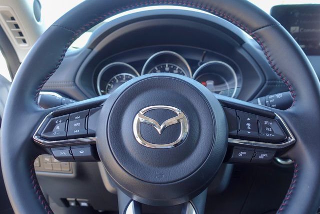 Certified 2025 MAZDA CX-5 Carbon Edition AWD/4WD image 15