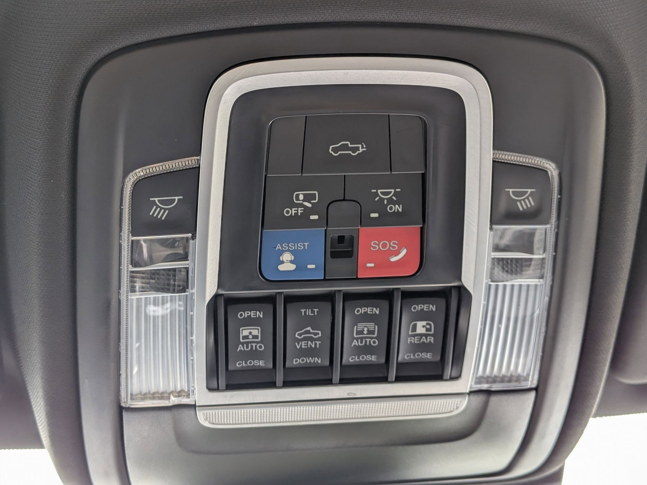 Used 2023 RAM 1500 Limited w/ Trailer Tow Group image 27