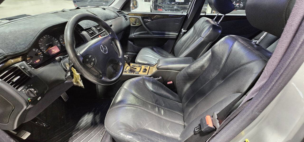Used 2002 Mercedes-Benz E 55 AMG Sedan image 11
