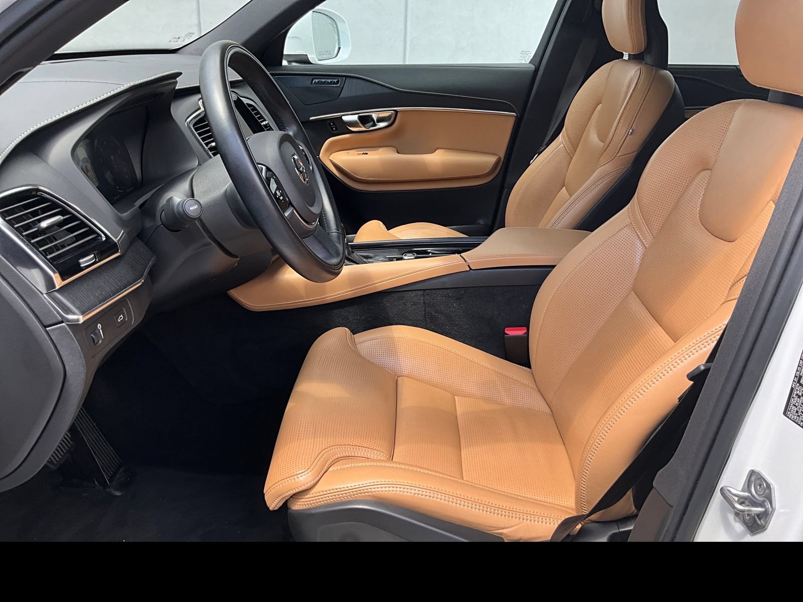 Used 2021 Volvo XC90 T6 Inscription AWD/4WD image 2