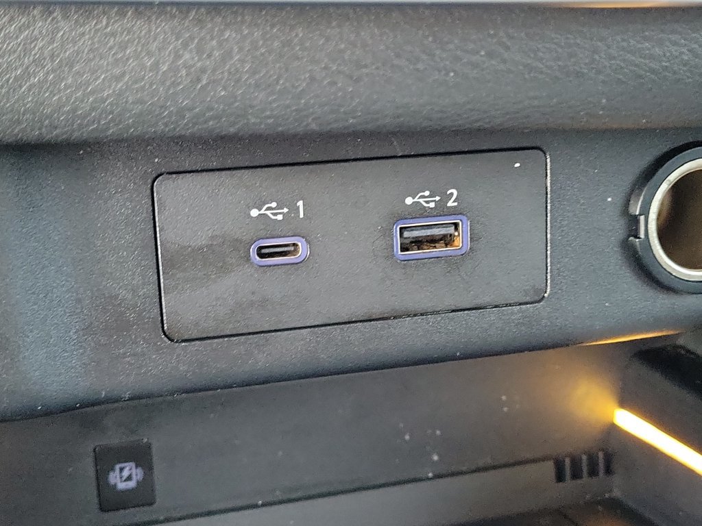 Used 2022 Nissan Rogue Platinum w/ Head-Up Display Package FWD image 26