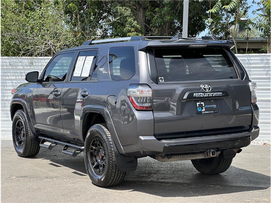 Used 2018 Toyota 4Runner TRD Off-Road Premium AWD/4WD image 12