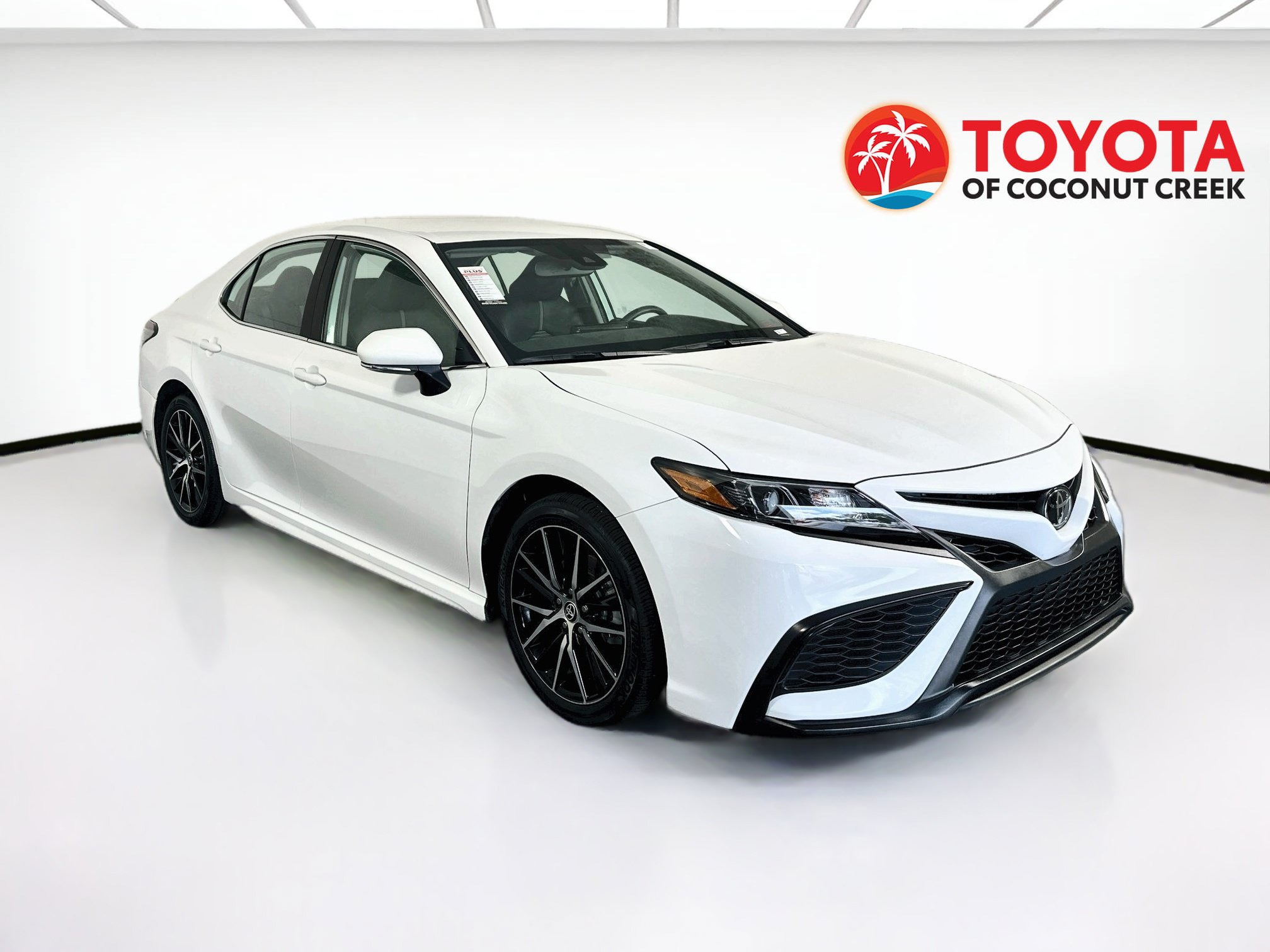 Used 2024 Toyota Camry SE w/ Convenience Package FWD video 1